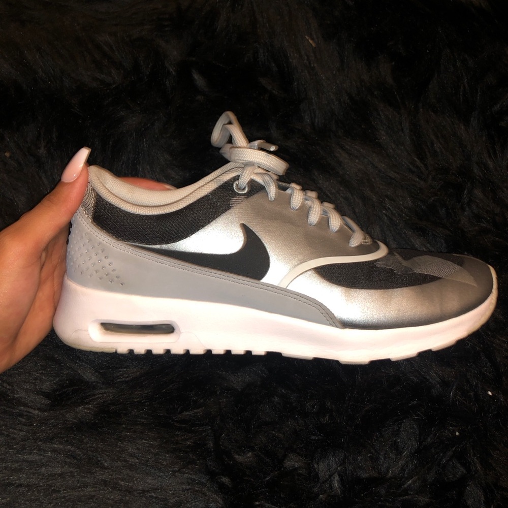 Women’s Nike Air Max Thea